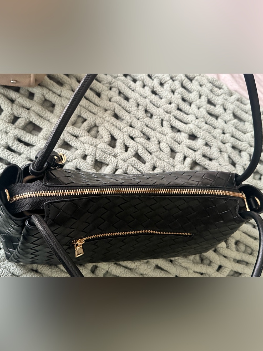 Ello Black Woven Tote w/ Tassel Charms & Crossbody Strap — EUC - Picture 8 of 15
